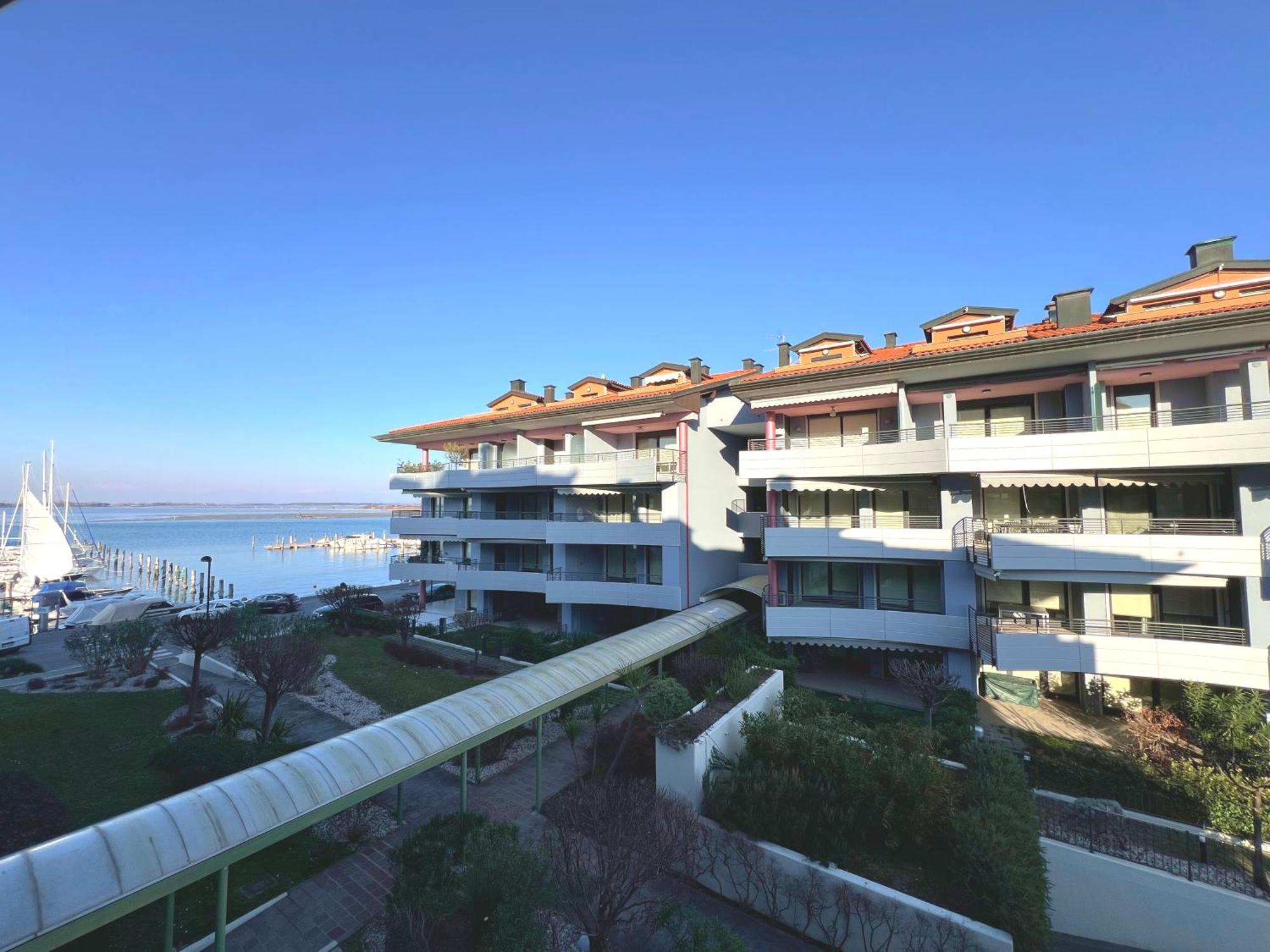 Costa Azzurra Apartment Grado Chambre photo